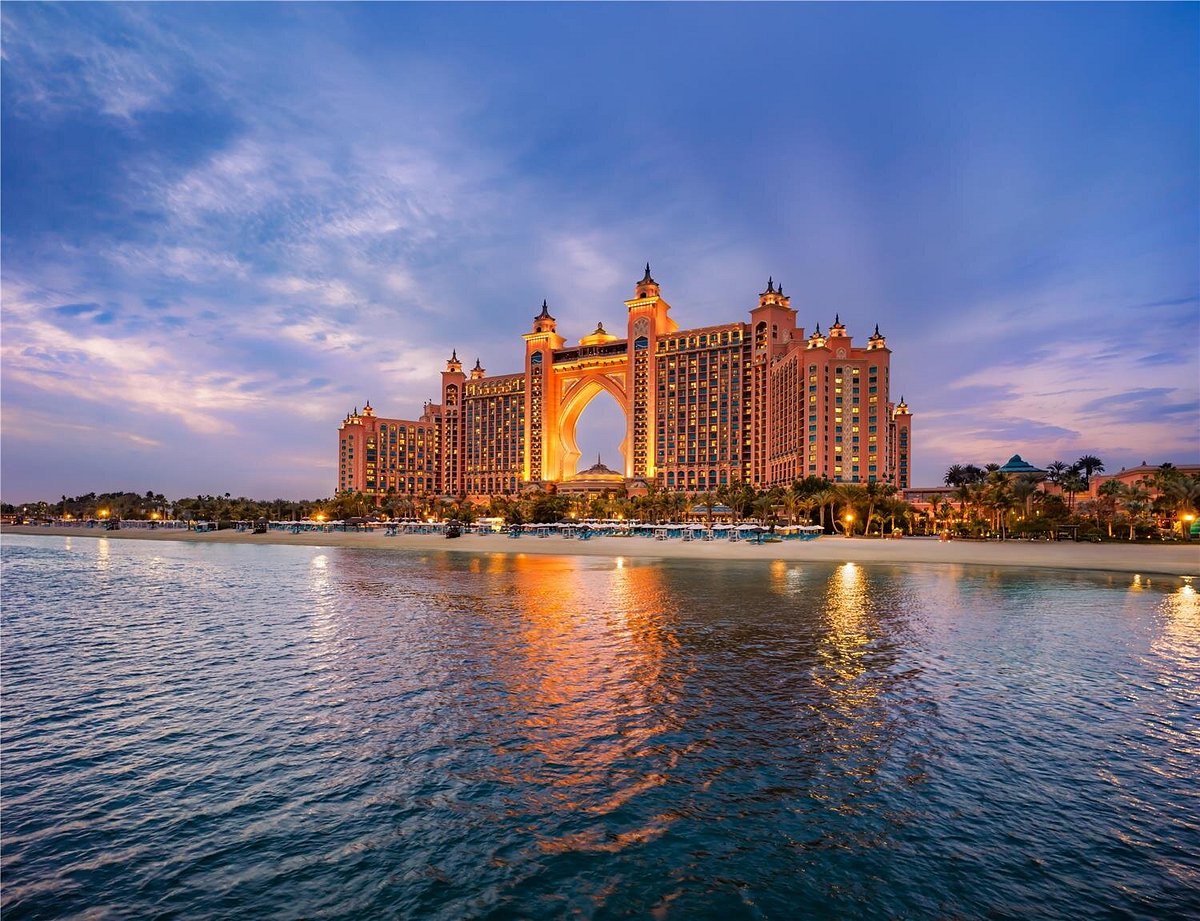 Palm Jumeirah & Coastal Luxury